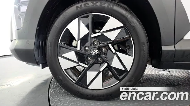 Hyundai Kona Kona (SX2) Бензин 1.6 турбо 2WD — Фото автомобиля 5