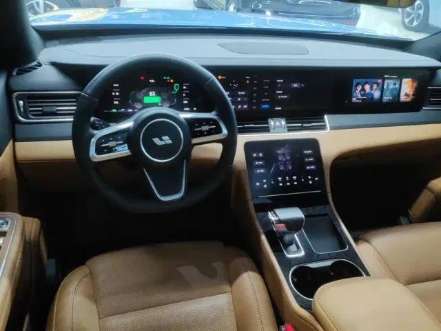 Li Auto ONE — Фото автомобиля 12