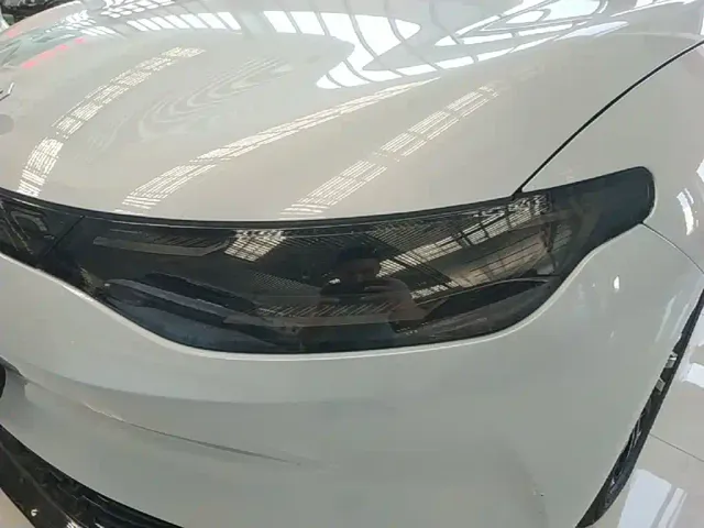 Leapmotor C01 — Фото автомобиля 23