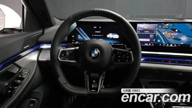 BMW 5-Series — Фото автомобиля 13