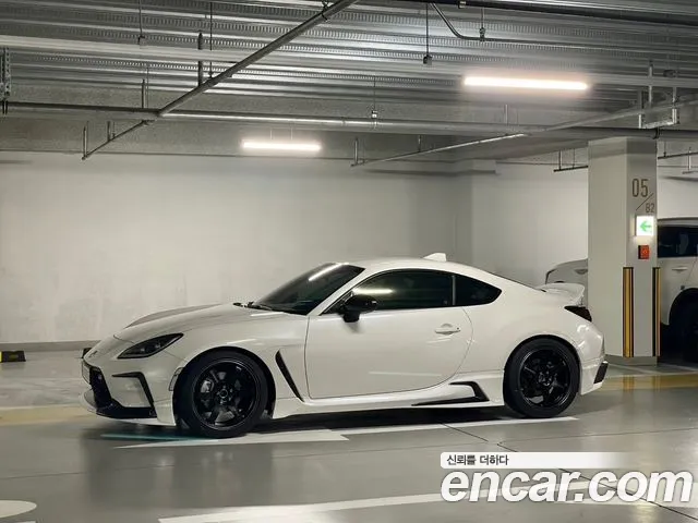 Toyota 86 GR86 — Фото автомобиля 3