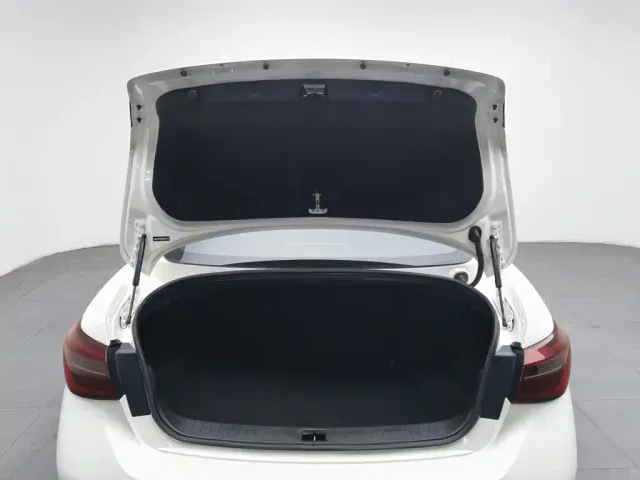 Infiniti Q50L — Фото автомобиля 16