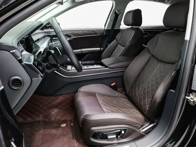 Audi A8 — Фото автомобиля 10