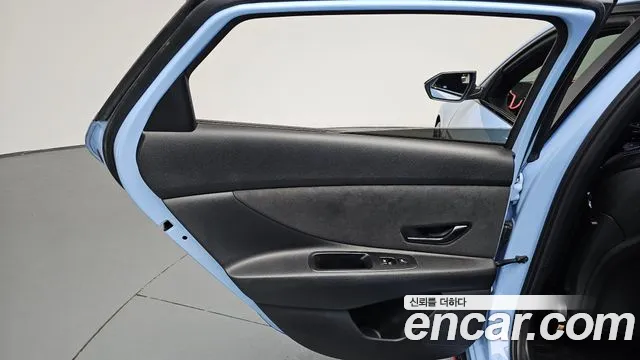 Hyundai AVANTE — Фото автомобиля 21