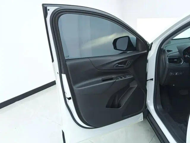 Chevrolet Equinox — Фото автомобиля 7