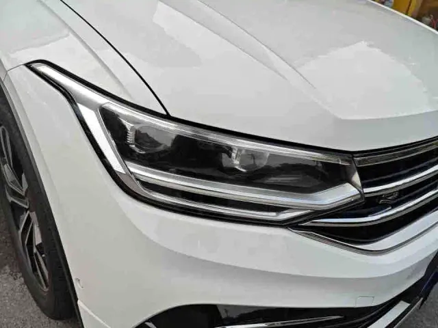 Volkswagen Tiguan L — Фото автомобиля 6
