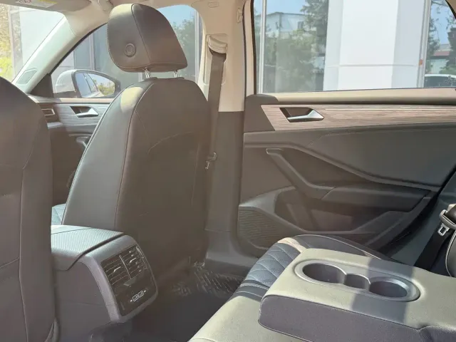 Volkswagen Sagitar — Фото автомобиля 22