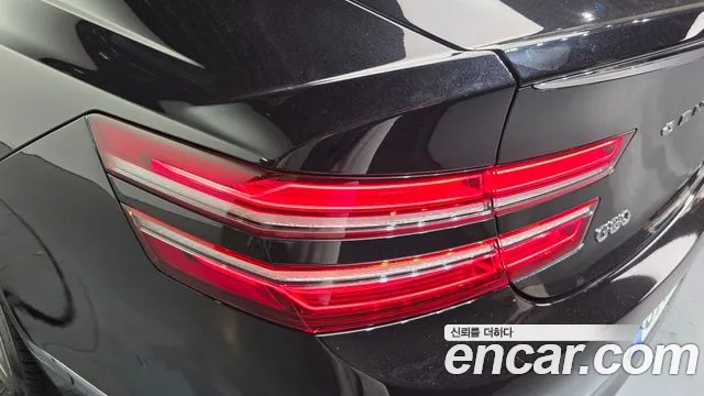 Genesis G80 RG3 — Фото автомобиля 8