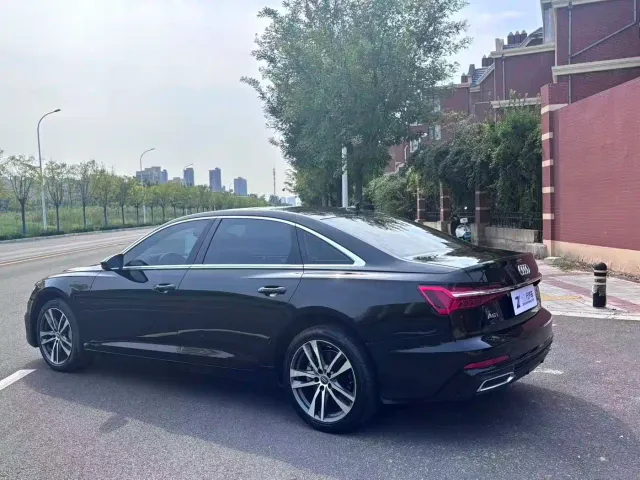 Audi A6L — Фото автомобиля 6