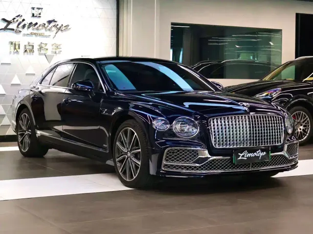 Bentley Flying Spur — Фото автомобиля 3