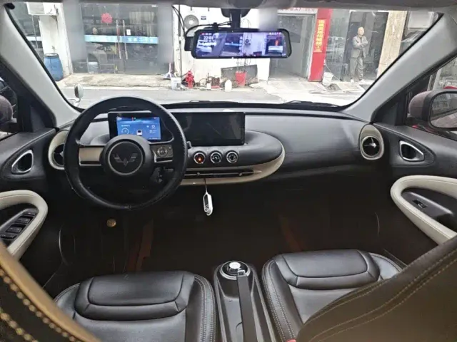 Wuling Bingo — Фото автомобиля 9