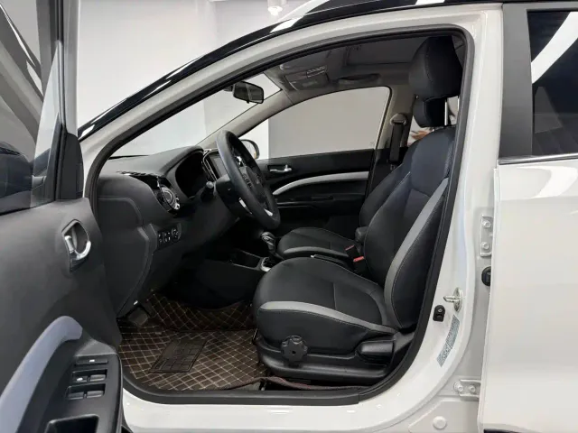 Kia KX1 — Фото автомобиля 6