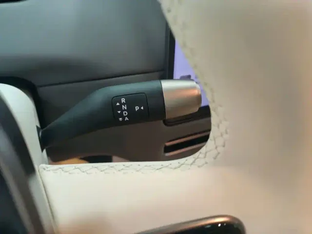 Li Auto i6 — Фото автомобиля 13