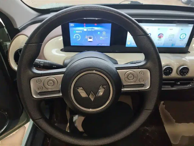 Wuling Bingo — Фото автомобиля 6