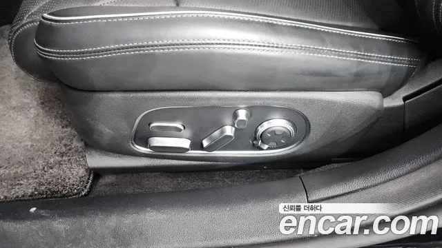 Genesis G90 Бензин 3.5 турбо AWD — Фото автомобиля 20