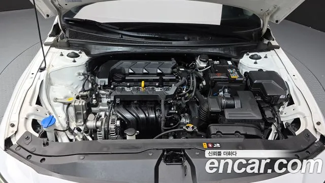 Hyundai Avante CN7 — Фото автомобиля 9