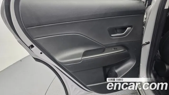 Hyundai Kona SX2 — Фото автомобиля 14