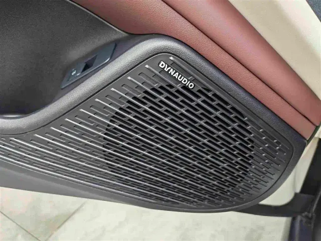 BYD Seal 07 DM-i — Фото автомобиля 14
