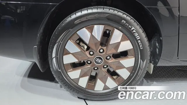 Hyundai Staria — Фото автомобиля 5