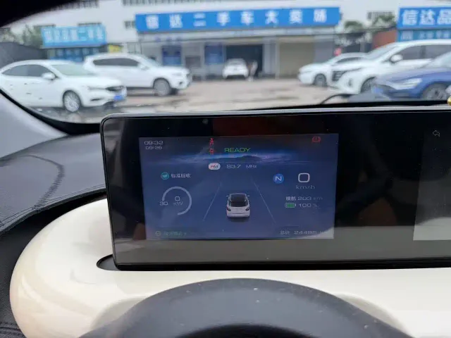 Wuling Bingo — Фото автомобиля 11