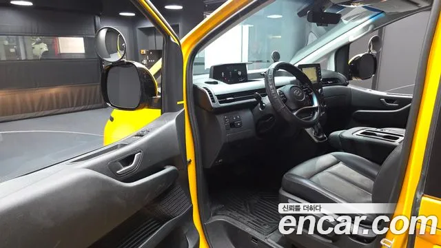Hyundai Staria Staria L3.5 Школьный автобус — Фото автомобиля 10