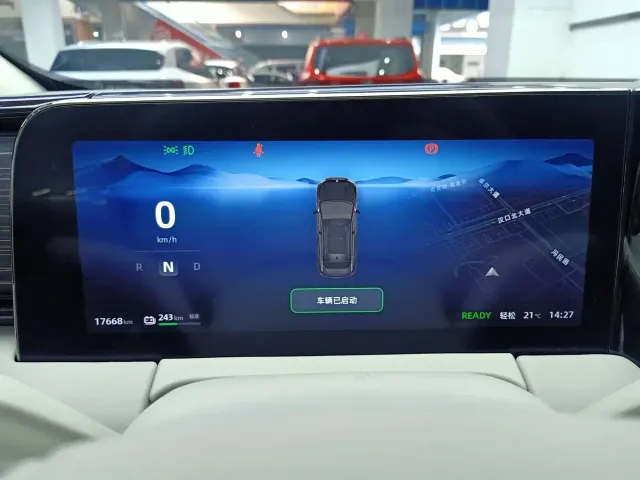 Leapmotor C11 — Фото автомобиля 10