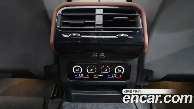 BMW i5 G60 — Фото автомобиля 29