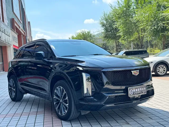 Cadillac XT5 — Фото автомобиля 3