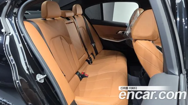 BMW 3-Series 3 серия (G20) 320i M Sport — Фото автомобиля 11