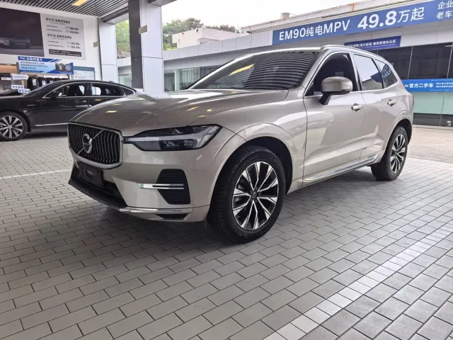 Фотография автомобиля — Volvo XC60