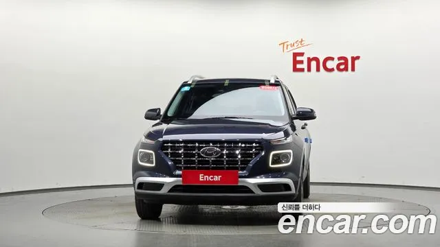 Hyundai Venue — Фото автомобиля 3