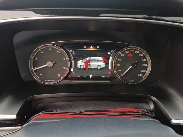 GAC Trumpchi M8 — Фото автомобиля 4