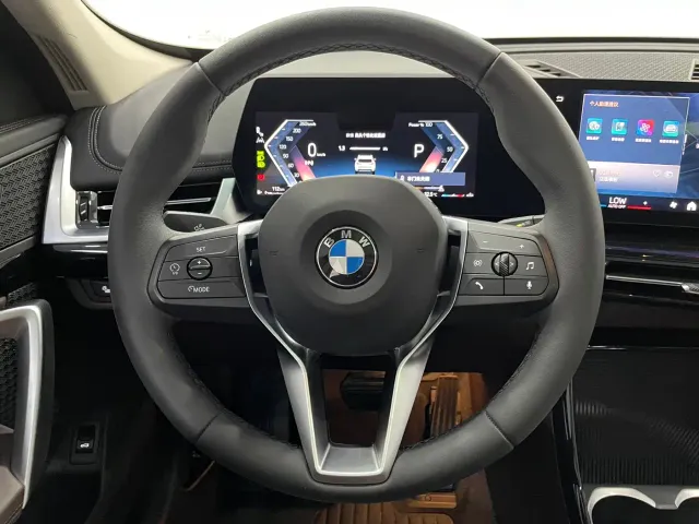 BMW X1 — Фото автомобиля 5