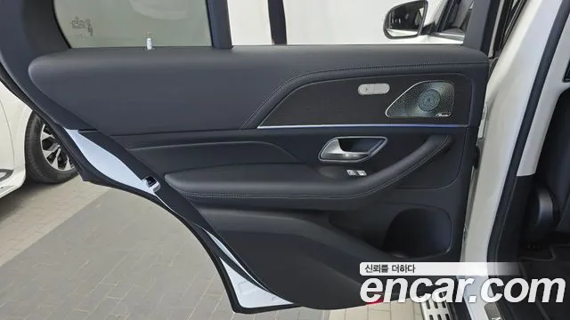 Mercedes-Benz GLE-Class — Фото автомобиля 14
