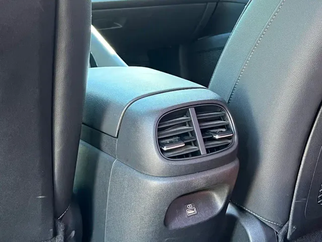 Hyundai Elantra — Фото автомобиля 15