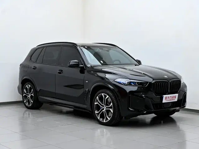 BMW X5 — Фото автомобиля 4