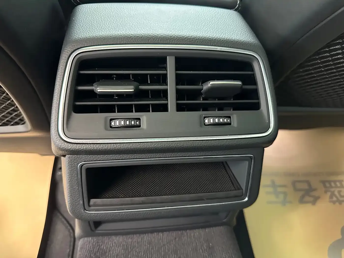 Audi Audi A6L 2023 40 TFSI Luxury Dynamic — Фото автомобиля 10