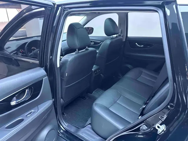 Nissan X-Trail — Фото автомобиля 10