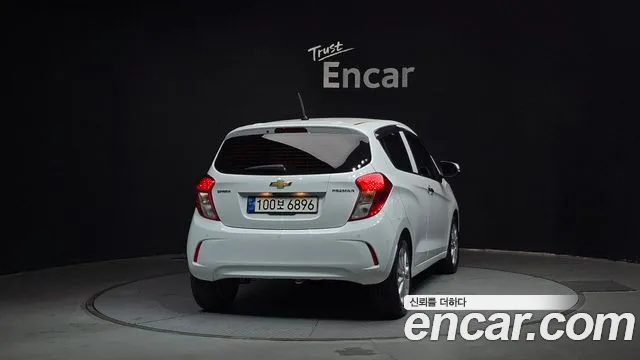 Chevrolet Spark — Фото автомобиля 4