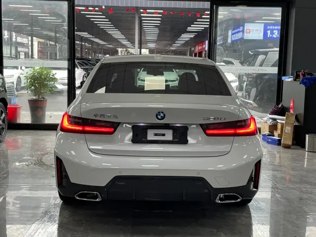 BMW 3 Series — Фото автомобиля 15
