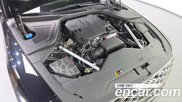Genesis G80 Бензин 2.5 турбо AWD — Фото автомобиля 6