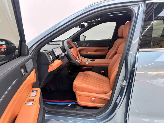 Jetour X70L — Фото автомобиля 6