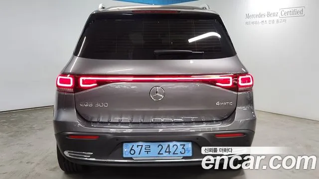 Mercedes-Benz EQB — Фото автомобиля 4