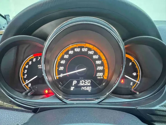 Toyota YARiS L Zhi Xuan — Фото автомобиля 18