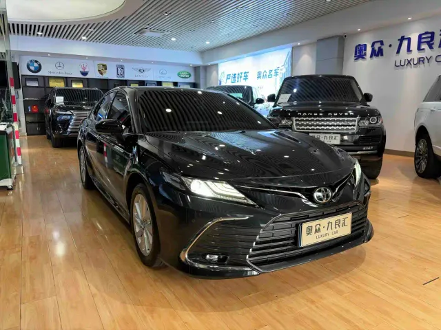 Фотография автомобиля — Toyota Camry