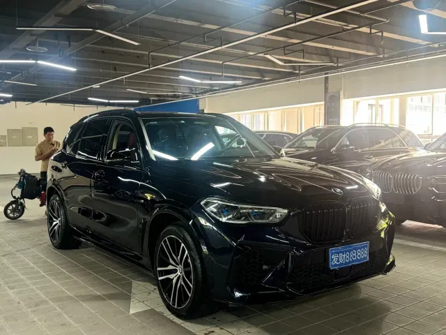 BMW X5 — Фото автомобиля 2
