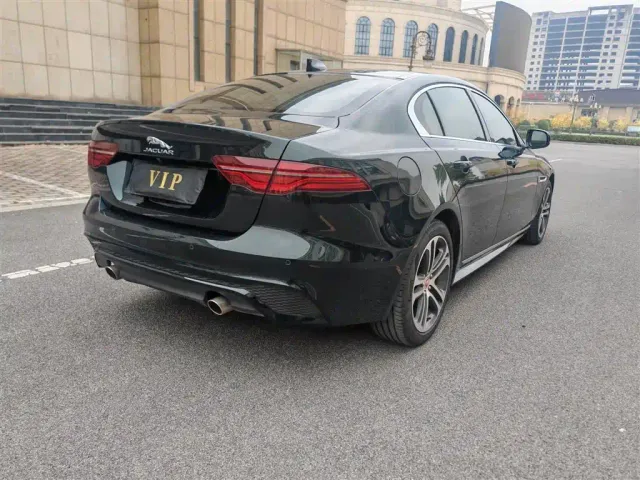 Jaguar XEL — Фото автомобиля 14