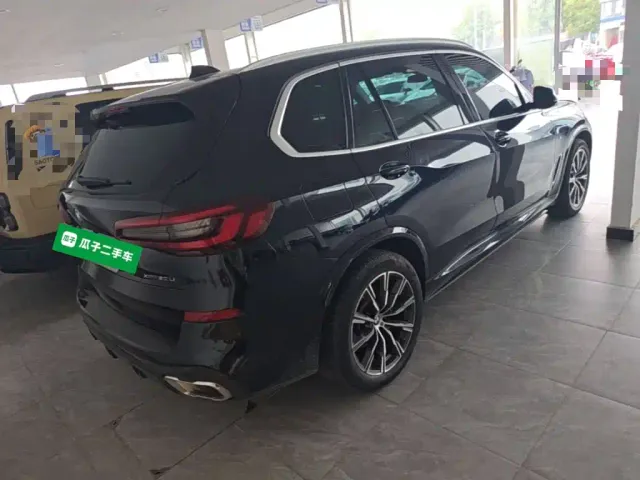 BMW X5 — Фото автомобиля 6