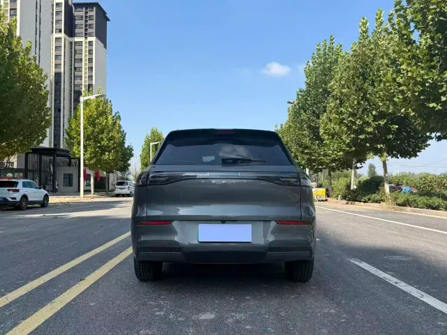 Geely Galaxy E5 — Фото автомобиля 9