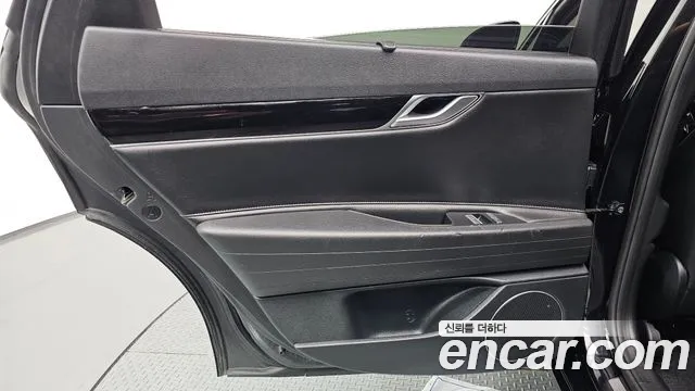 Genesis G80 Бензин 2.5 турбо AWD — Фото автомобиля 22
